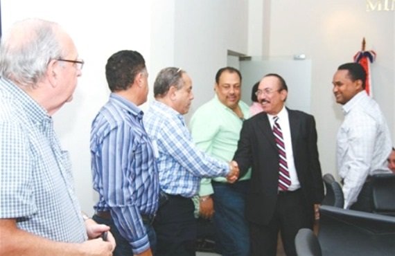 Granjeros están listos para doblar producción de huevos en Moca